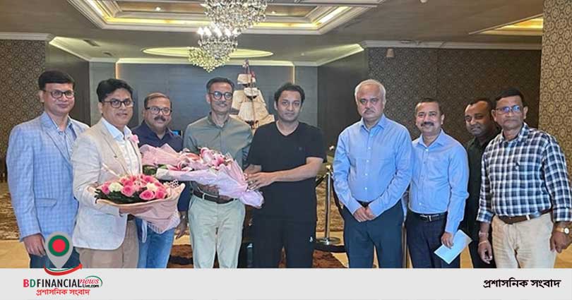 বসুন্ধরা এমডির সঙ্গে ইস্টবেঙ্গল ক্লাবের কর্মকর্তাদের সাক্ষাৎ