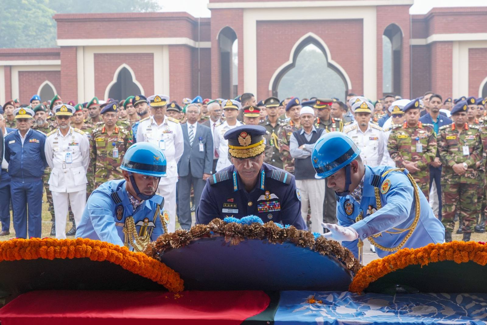 শান্তির অঙ্গীকারে আত্মোৎসর্গকারী বীরদের প্রতি বিমান বাহিনীর গভীর শ্রদ্ধা