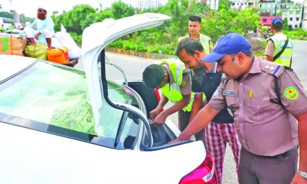 এক্সপ্রেসওয়ে ও রেলপথ ঘিরে নাশকতার শঙ্কা, সতর্ক অবস্থান পুলিশের