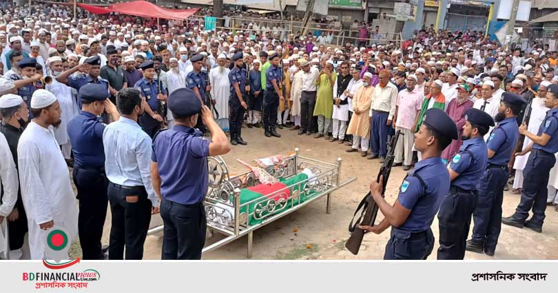 রাষ্ট্রীয় মর্যাদায় নিহত ইউপি চেয়ারম্যান বীর মুক্তিযোদ্ধার দাফন সম্পন্ন