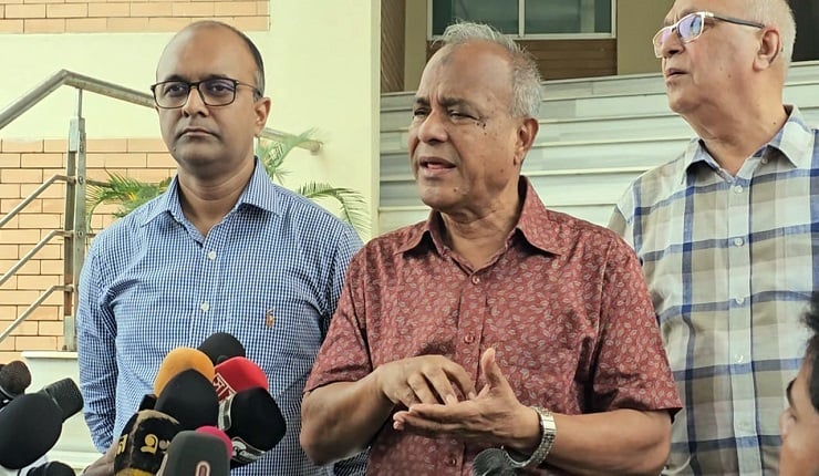 শুধু বাহক নয়, মাদকের গডফাদারদের ধরতে হবে: স্বরাষ্ট্র উপদেষ্টা