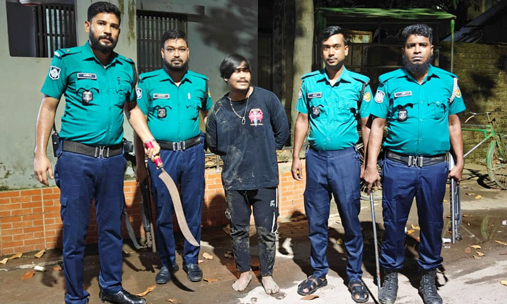 মোহাম্মদপুরের ‘শীর্ষ ছিনতাইকারী’ শাহিন গ্রেপ্তার