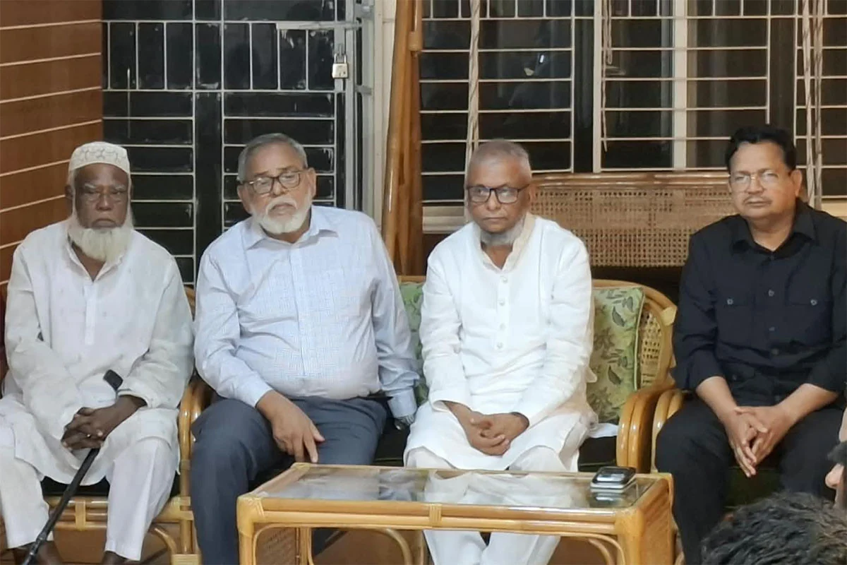 রবিবার থেকে পোশাক শ্রমিকদের মজুরি বোর্ড গঠন ও কার্যক্রম শুরু: শ্রমমন্ত্রী