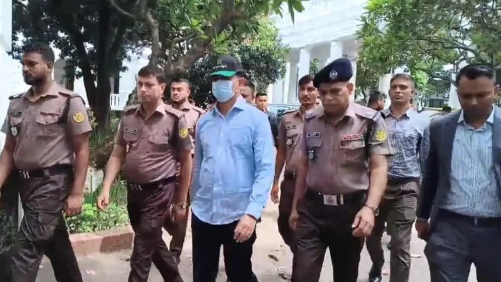কাউন্সিলর একরাম হত্যা: ট্রাইব্যুনালে ব্রিগেডিয়ার জেনারেল মিফতাহ-বদি