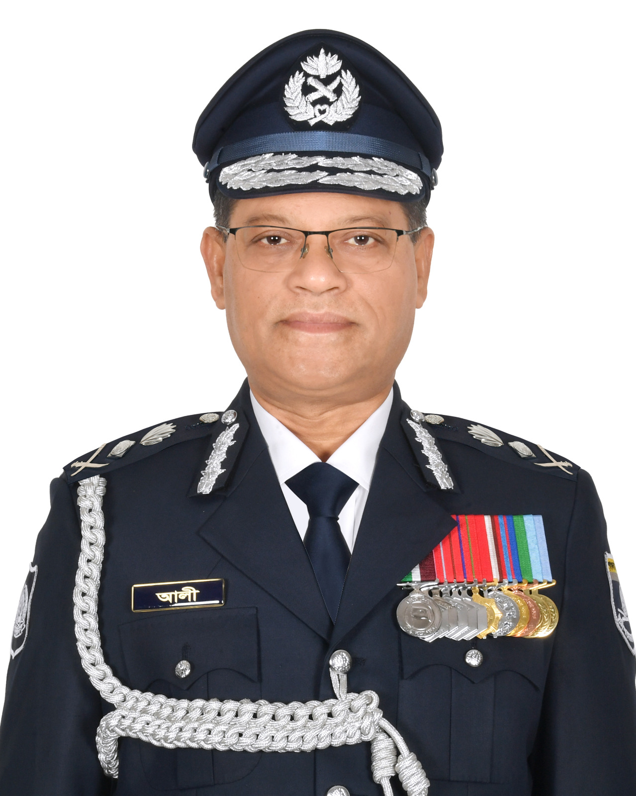 সম্মেলনে যোগ দিতে থাইল্যান্ডের উদ্দেশ্যে ঢাকা ছাড়লেন আইজিপি