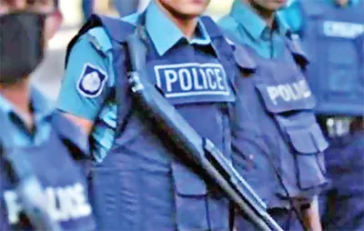 মারণাস্ত্র ছাড়াই আইনশৃঙ্খলা নিয়ন্ত্রণ করবে পুলিশ!
