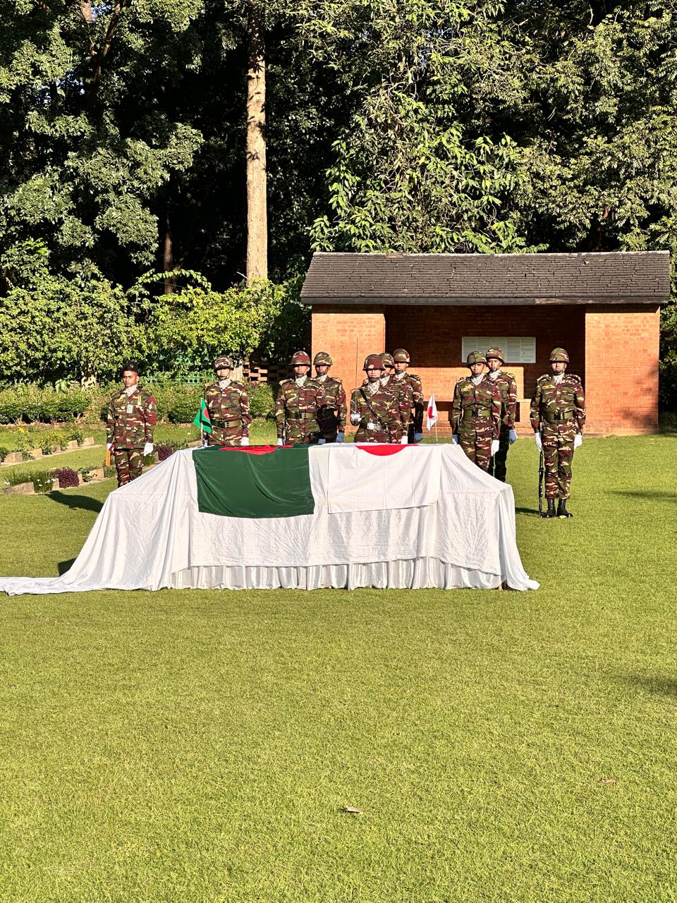 চট্টগ্রাম ওয়ার সিমেট্রি থেকে দ্বিতীয় বিশ্বযুদ্ধে নিহত জাপানি সৈন্যদের দেহাবশেষ উত্তোলন ও প্রত্যাবর্তন