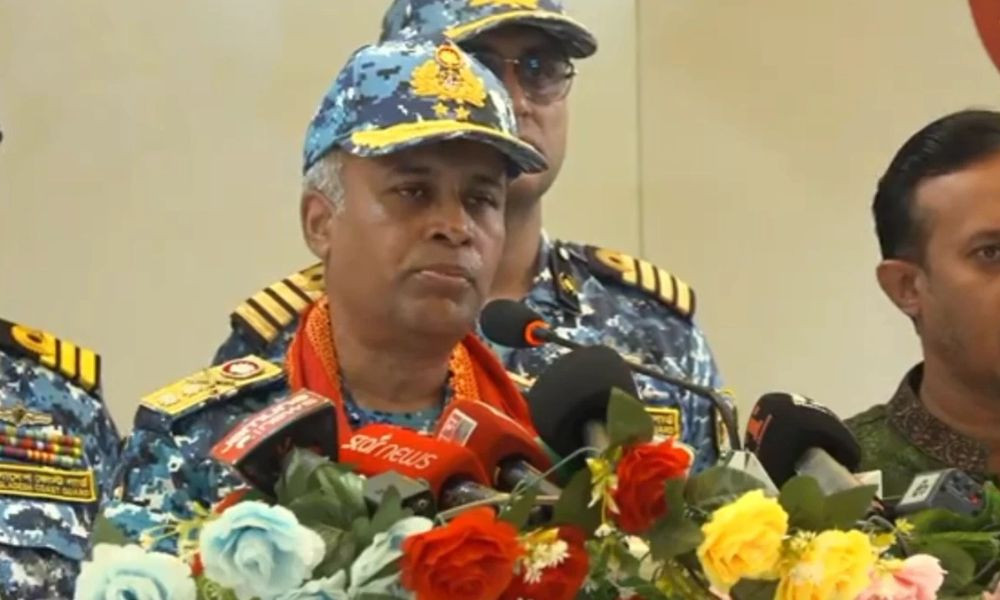 দুর্গাপূজায় কোস্ট গার্ডের সাড়ে ৩ হাজার সদস্য মোতায়েন : মহাপরিচালক