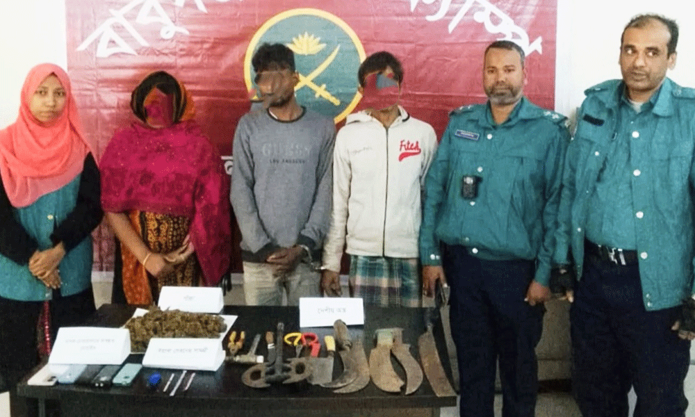 বরিশালে সেনাবাহিনীর মাদকবিরোধী অভিযান, আটক ৩