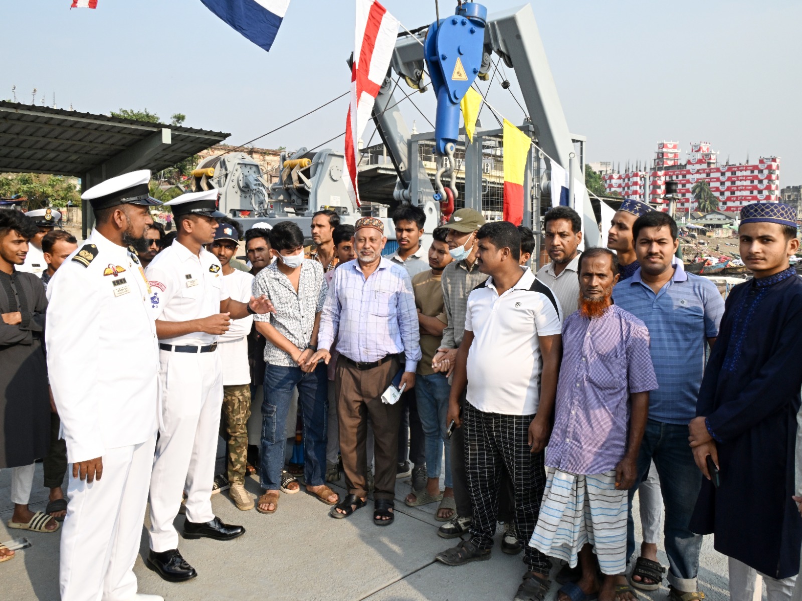 যথাযোগ্য মর্যাদায় নৌঅঞ্চলসমূহে সশস্ত্র বাহিনী দিবস-২০২৫ উদ্যাপিত