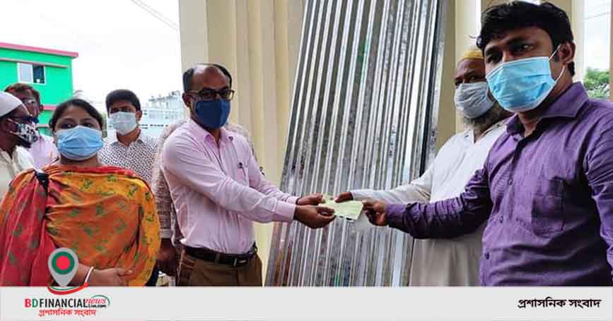 নিজ কর্তব্য পালনের মধ্য দিয়ে বঙ্গবন্ধুর স্বপ্নের সোনার বাংলা বিনির্মাণের নির্দেশ: বরগুনা জেলা প্রশাসক
