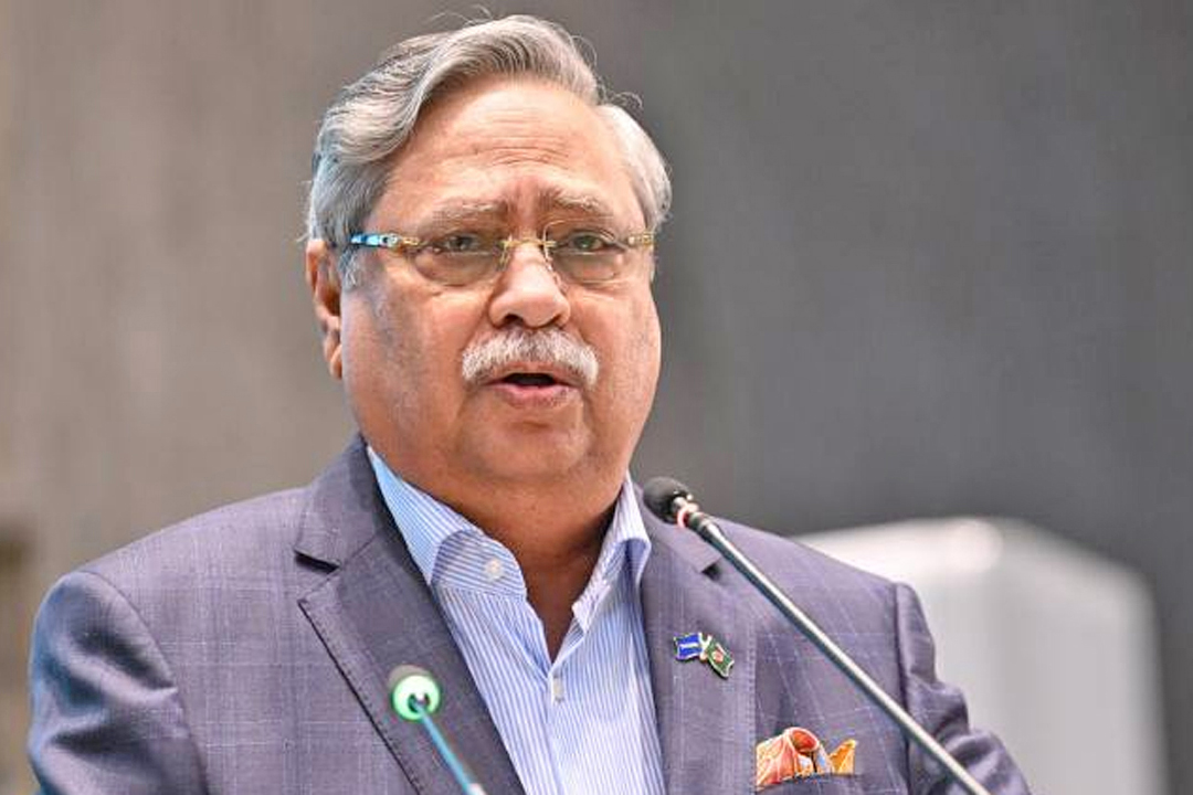 চিকিৎসা শেষে দেশে ফিরলেন রাষ্ট্রপতি