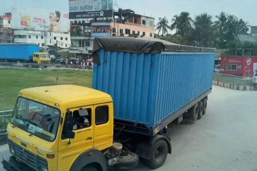 রূপপুরে পৌঁছেছে ইউরেনিয়ামবাহী গাড়িবহর