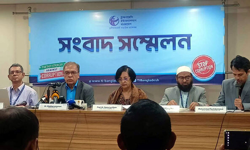 ১১ মাসে পুলিশের বিরুদ্ধে ৭৬১ মামলা : টিআইবি