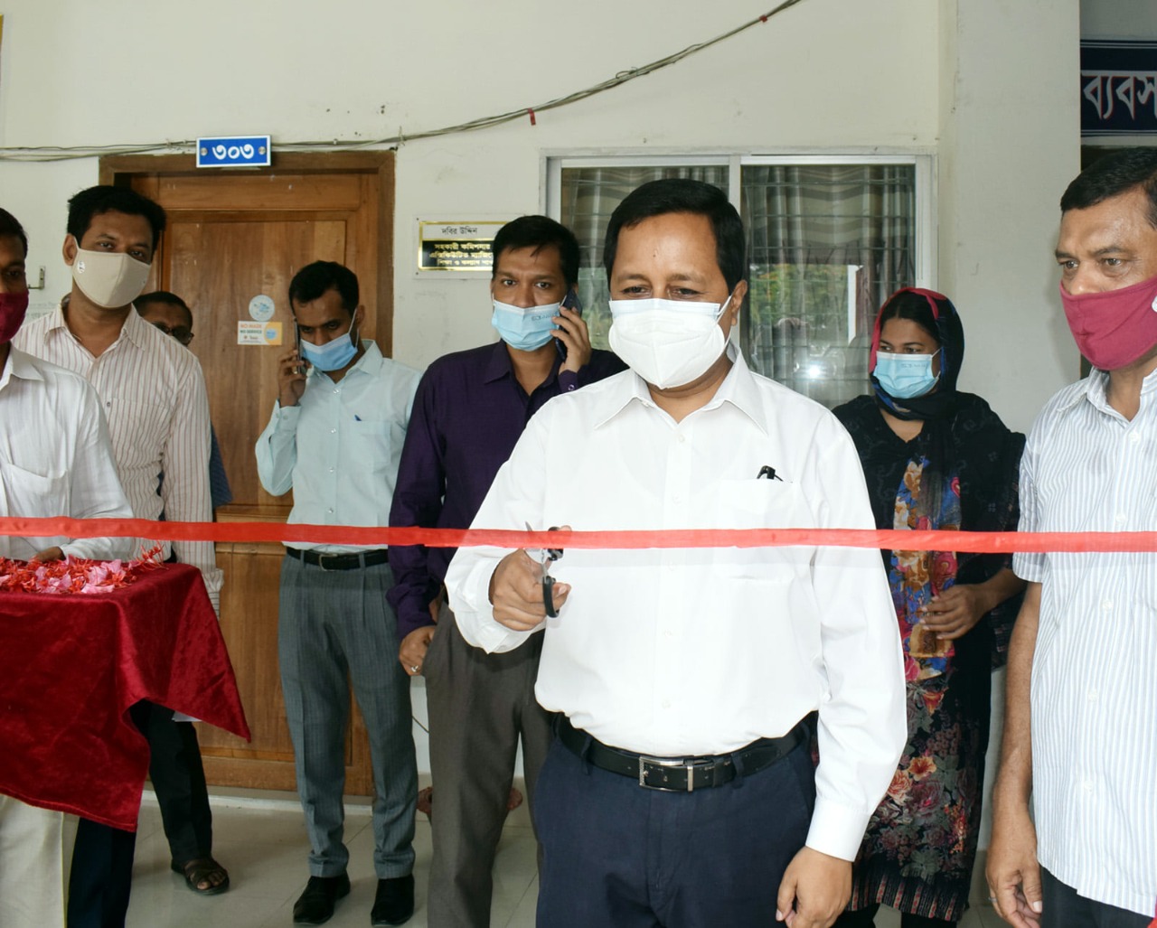 জেলা প্রশাসক  এর উদ্যোগে ফরিদপুরে  গড়ে তোলা হয়েছে তারা উদ্যান