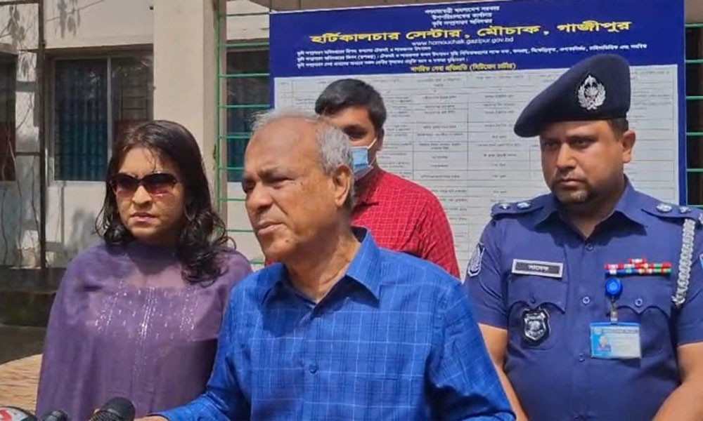 সাবেক সিইসির সঙ্গে যা হয়েছে, তা কোনোভাবেই কাম্য নয় : স্বরাষ্ট্র উপদেষ্টা