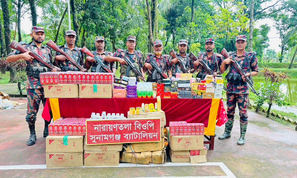 সীমান্তে অভিযান : বিপুল পরিমাণ ভারতীয় পণ্য জব্দ