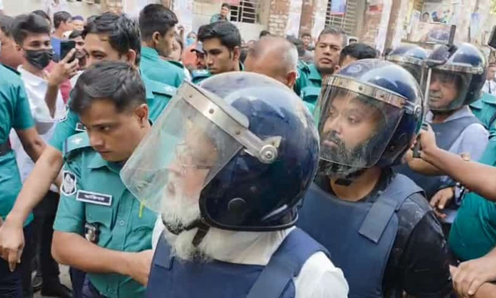হত্যা মামলায় হাজী সেলিম ও তার ছেলের ৪ দিনের রিমান্ড মঞ্জুর