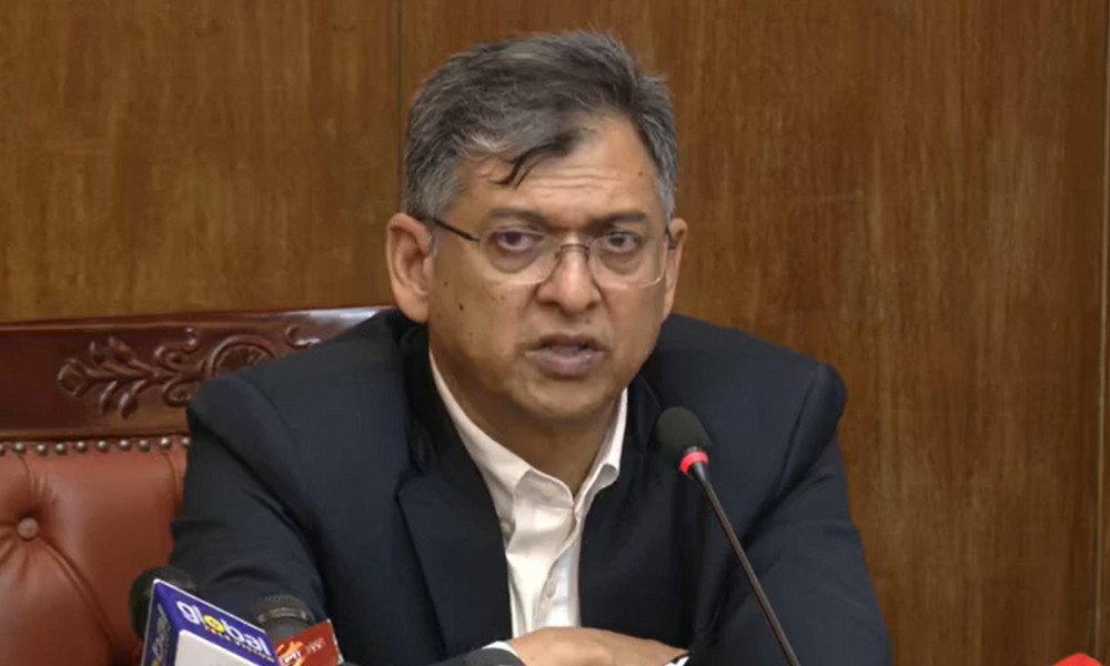 ঈদের আগে সব পোশাক কারখানায় বেতন-ভাতা পরিশোধের নির্দেশ : স্বরাষ্ট্রমন্ত্রী