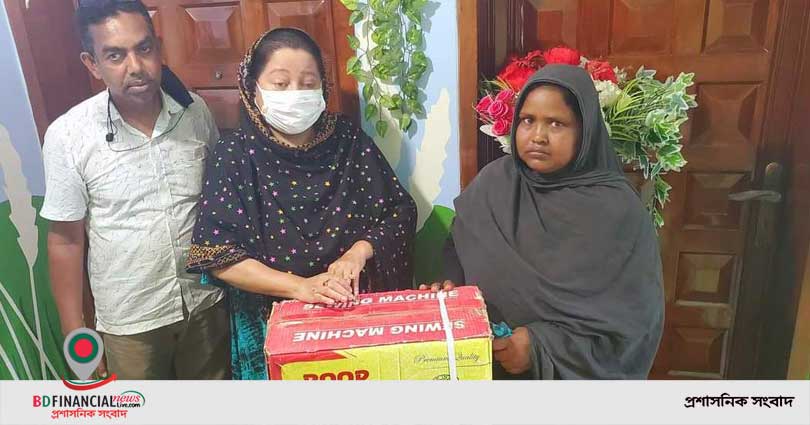 অসহায় আছিয়ার পাশে নাটোরের পৌর মেয়র উমা চৌধুরী