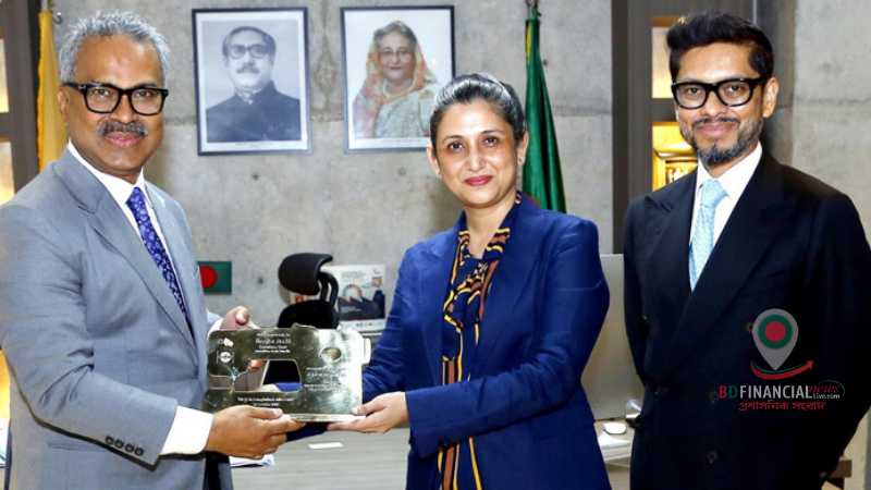 বিখ্যাত ব্র্যান্ড বেনেটন বাংলাদেশ থেকে আরও বেশি পোশাক কিনতে চায়