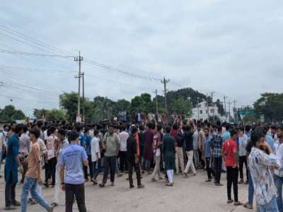 অপ্রতিম হত্যার বিচারের দাবিতে ঢাকা-চট্টগ্রাম মহাসড়ক অবরোধ