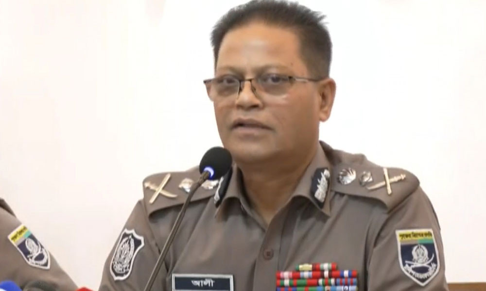 হাদি হত্যায় গ্রেপ্তার দুইজনকে ফেরাতে কূটনৈতিক চ্যানেলে কাজ চলছে : আইজিপি