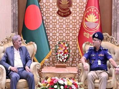 আইনশৃঙ্খলা রক্ষায় নিষ্ঠার সঙ্গে কাজ করতে পুলিশকে রাষ্ট্রপতির আহ্বান