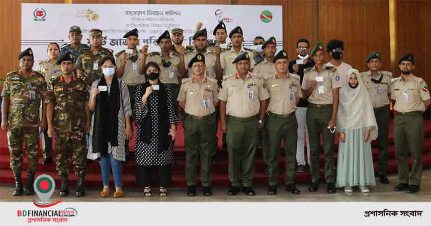 ঢাকা সেনানিবাসে এনআইডি বিতরণ কার্যক্রম উদ্বোধন