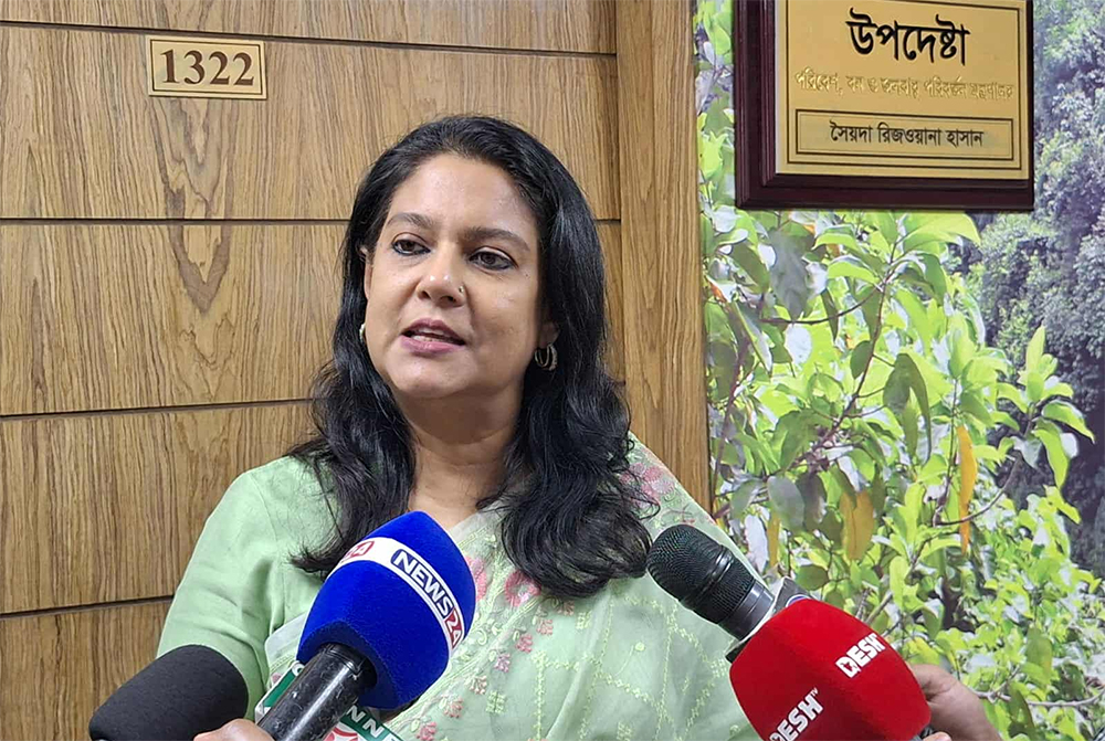 সচিবালয় দিয়ে সরকারি অফিসে একবার ব্যবহার্য প্লাস্টিক নিষিদ্ধের যাত্রা শুরু : পরিবেশ উপদেষ্টা