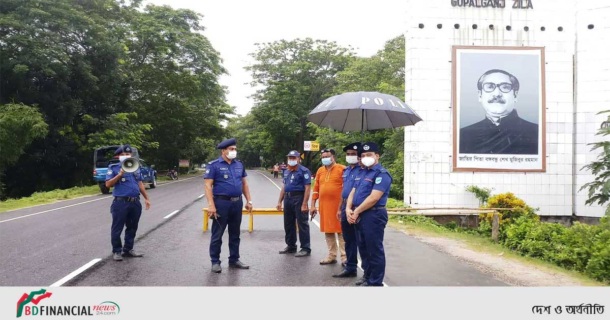 মুকসুদপুরে করোনা সংক্রমণরোধে সর্বাত্মক লকডাউনের প্রথম দিনে কঠোর অবস্থানে প্রশাসন