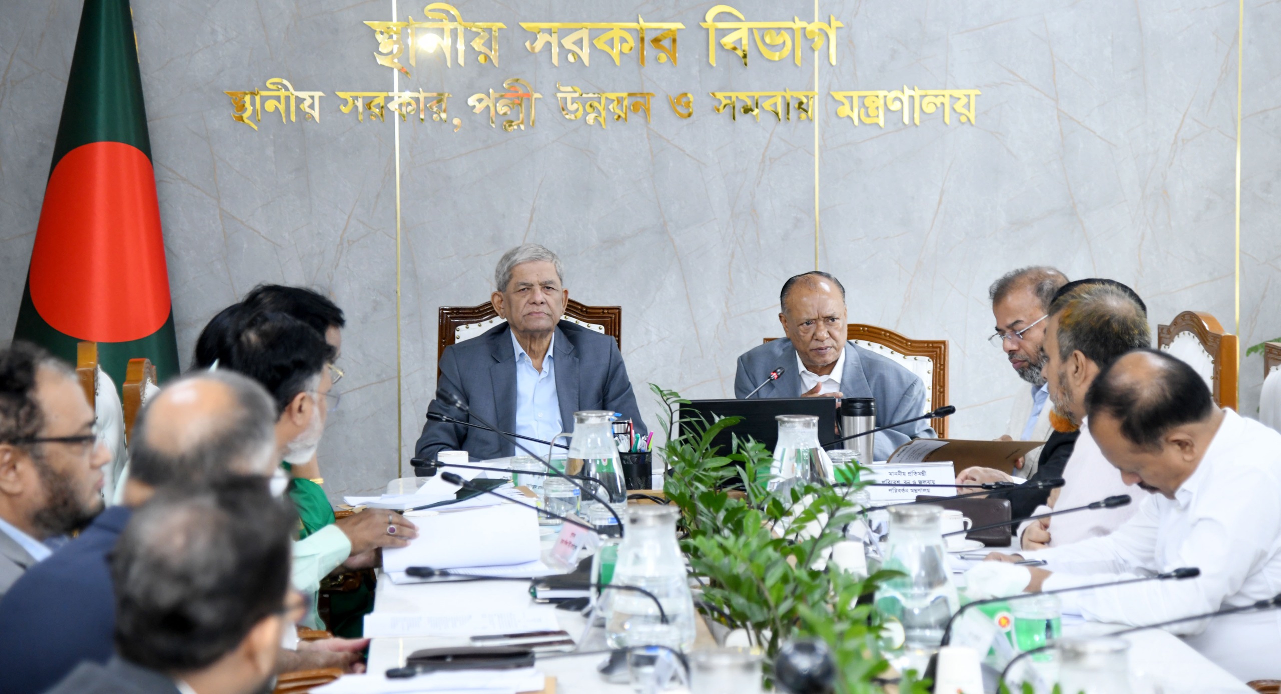 দূষণ নিয়ন্ত্রণে সমন্বিত উদ্যোগের বিকল্প নেই: স্থানীয় সরকার মন্ত্রী