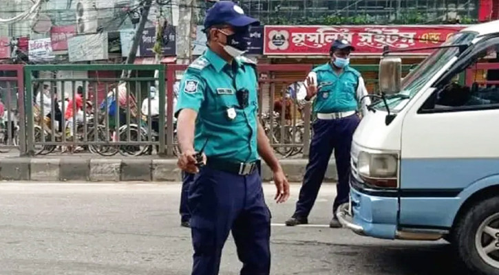 ট্রাফিক আইন লঙ্ঘনে ডিএমপির ৩২১২ মামলা