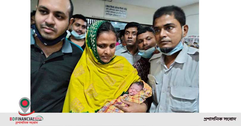 রাজশাহী পৌঁছাতে পারলো না প্রসূতি, চলন্ত ট্রেনেই শিশুর জন্ম