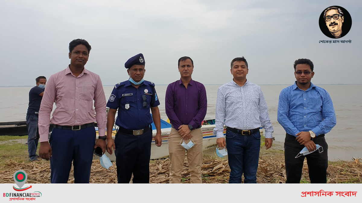 নটাখোলা পুলিশ তদন্ত কেন্দ্র পরিদর্শন করেন মানিকগঞ্জ জেলার পুলিশ সুপার