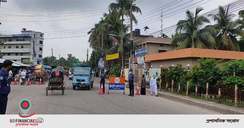 আইন বহির্ভূত যান চলাচল নিয়ন্ত্রণে তৎপর চাঁদপুর জেলা পুলিশ