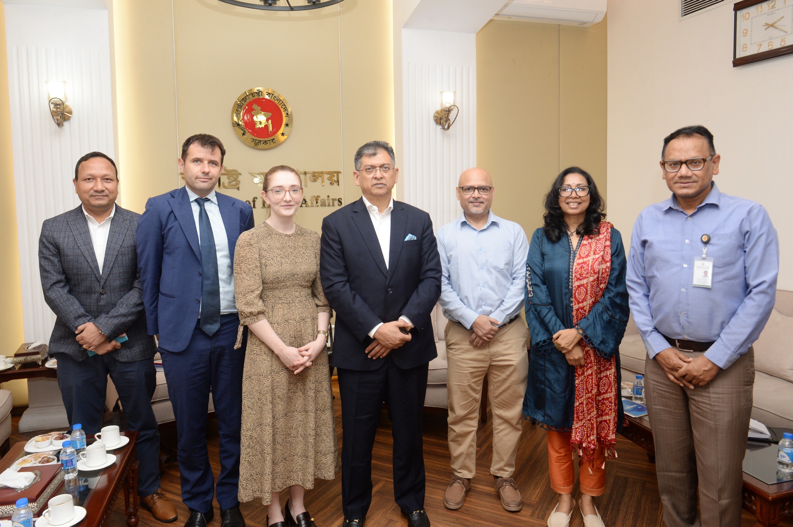 স্বরাষ্ট্রমন্ত্রীর সঙ্গে ব্রিটিশ প্রতিনিধিদলের সাক্ষাৎ