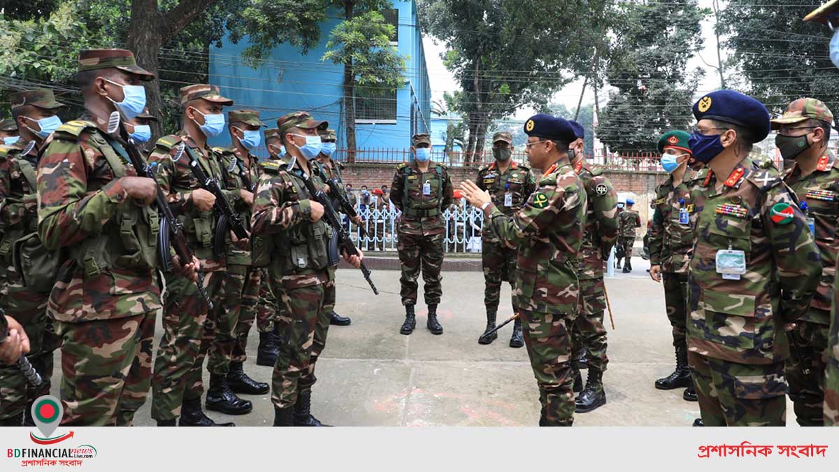 সেনাবাহিনী প্রধান কর্তৃক টাংগাইল জেলায় সেনাবাহিনীর টহল কার্যক্রম পরিদর্শন