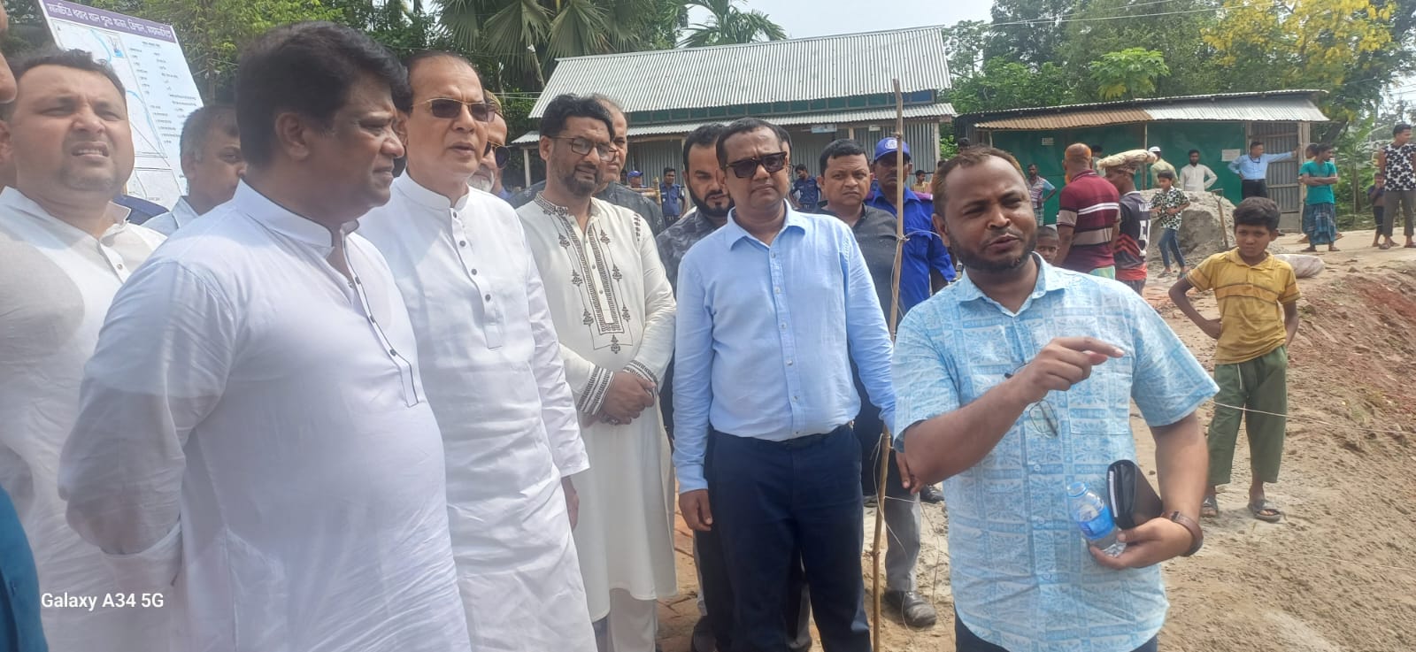 খাল খনন 'মাছে-ভাতে বাঙালি'র সেই দিন ফিরিয়ে আনবে