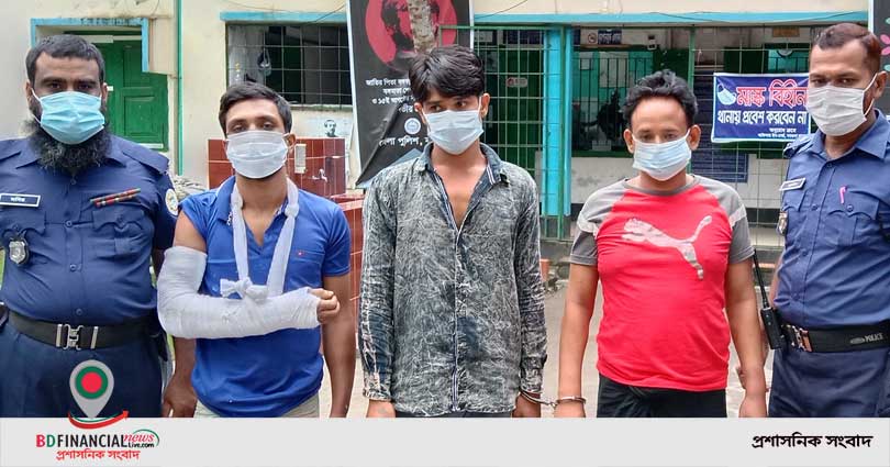 বরগুনায় দুই মাদক ব্যবসায়ী আটক