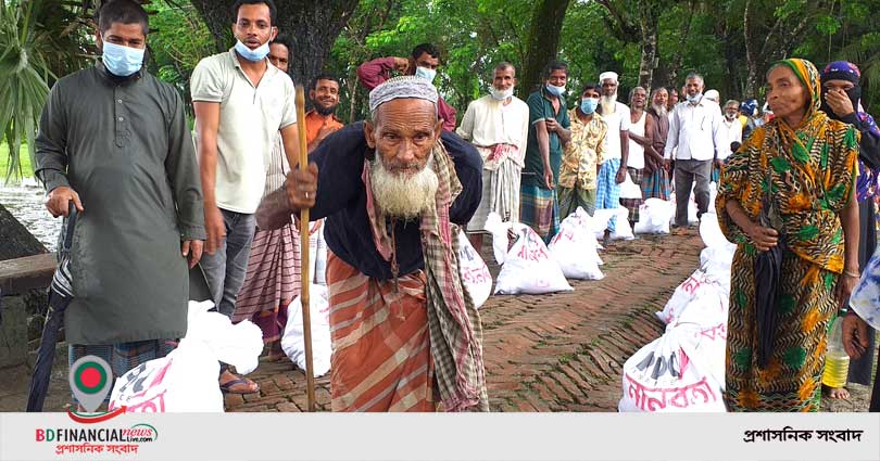 শত মানুষকে খাদ্য সহায়তা প্রদান