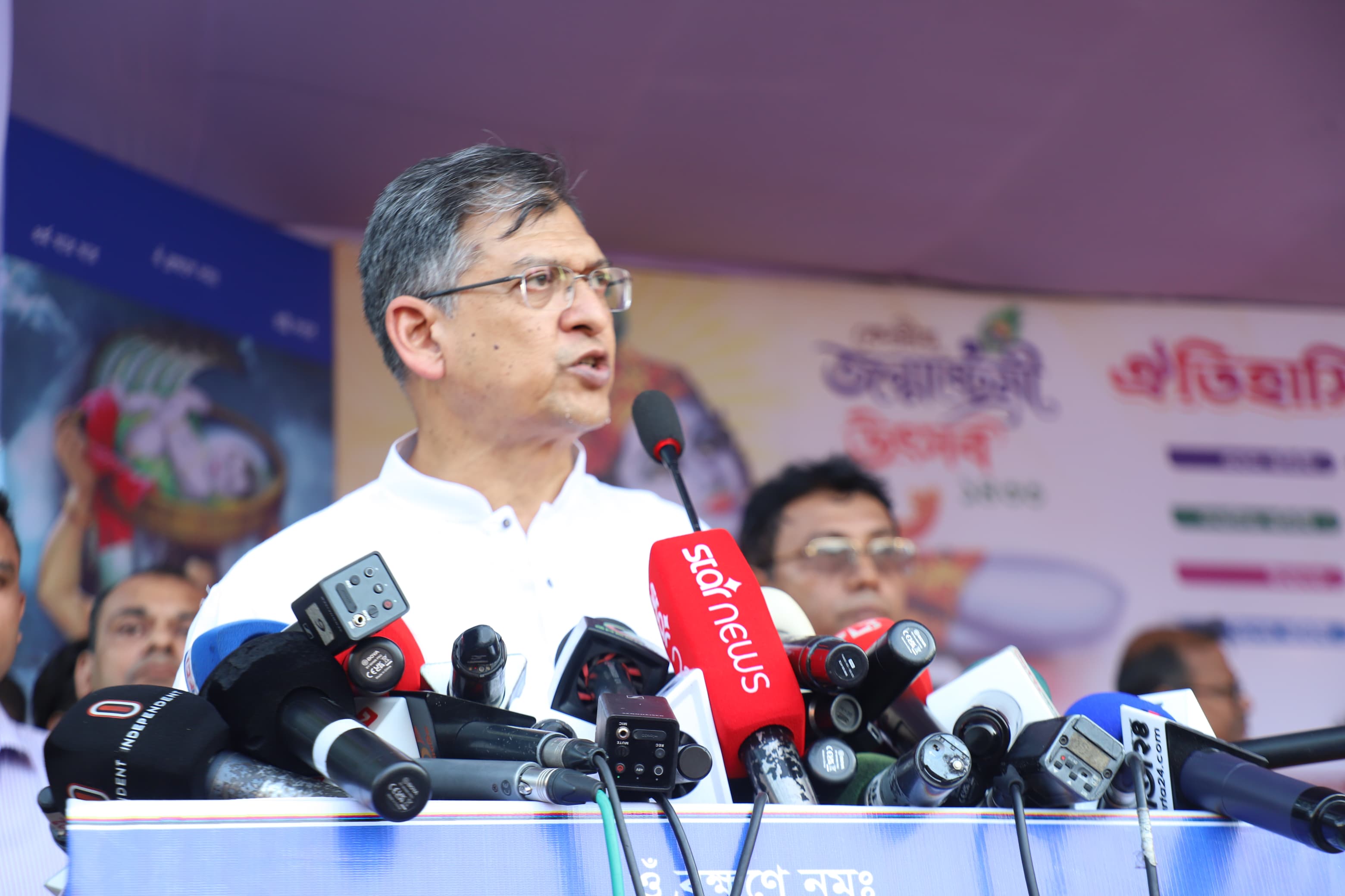 সংখ্যালঘু নয়, নাগরিক হিসেবে সবাই সমান অধিকার ভোগ করবে: স্বরাষ্ট্রমন্ত্রী