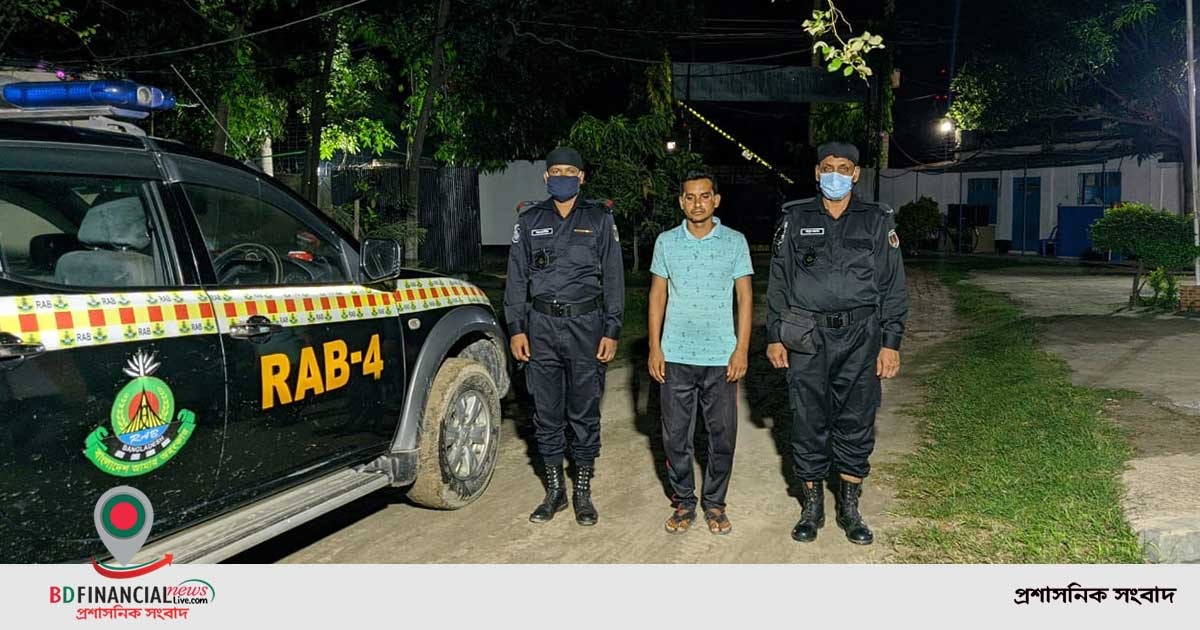 অনলাইনে জুয়া :  চক্রের মূলহোতা র‌্যাব-৪ এর অভিযানে গ্রেফতার