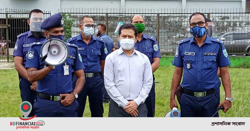 ঠাকুরগাঁও জেলা প্রশাসনের উদ্যোগে খাদ্য সহায়তা বিতরণ