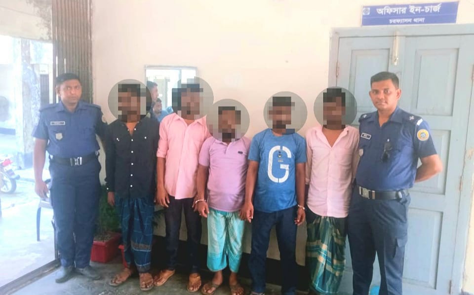 ভোলার চরফ্যাসনে পুলিশি অভিযানে ০৫ জুয়াড়ি আটক