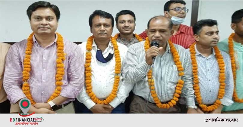 তপন বিশ্বাস সেক্রেটারিয়েট রিপোর্টার্স ফোরামের সভাপতি, সম্পাদক মাসউদুল