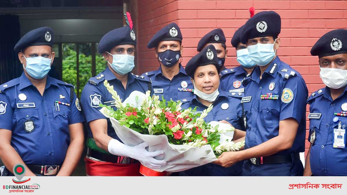 ডিআইজি বরিশাল রেঞ্জ কর্তৃক ঝালকাঠি জেলা পরিদর্শণ