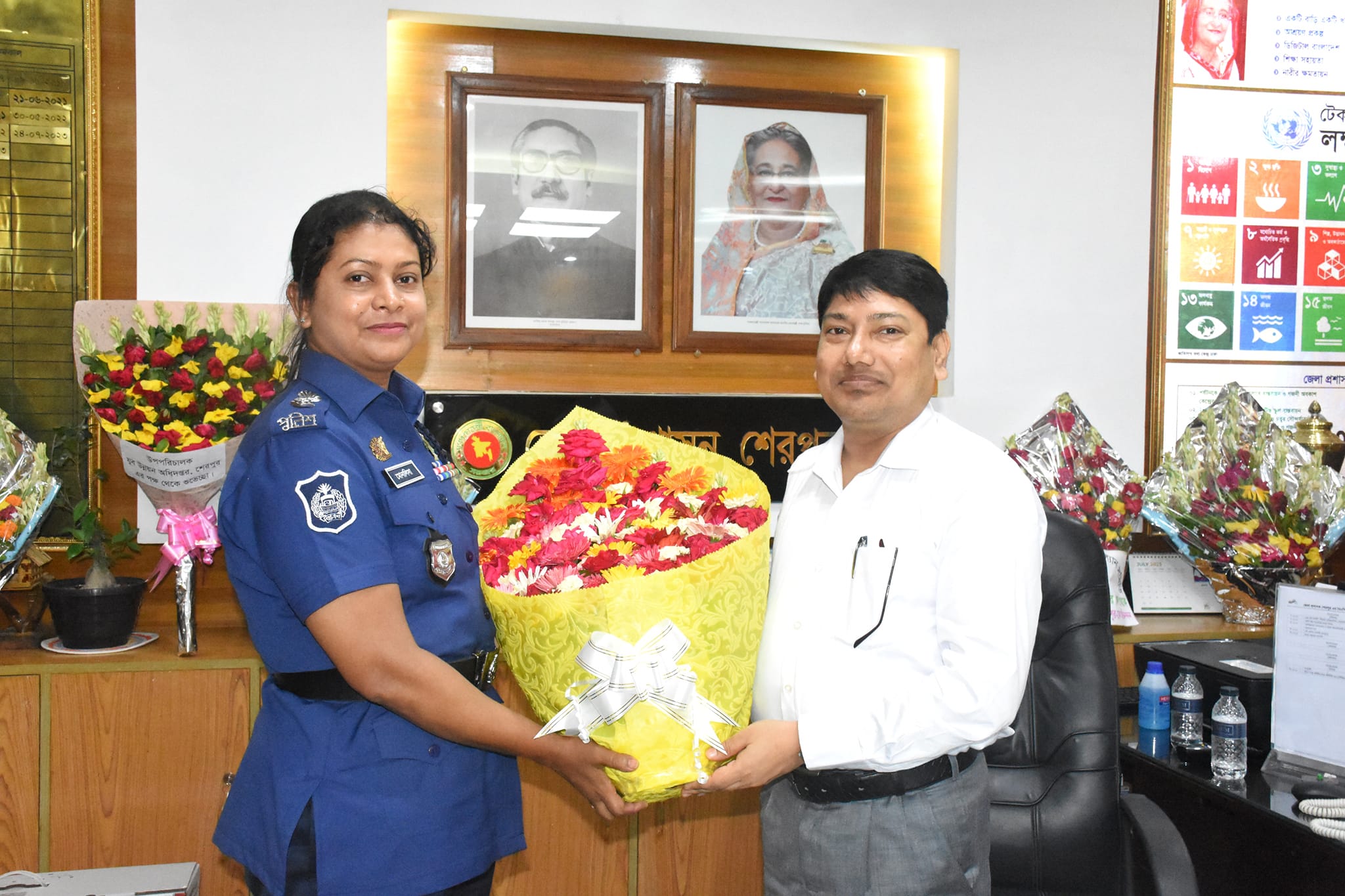 নবাগত জেলা প্রশাসকের সাথে নবাগত পুলিশ সুপার এর সৌজন্য সাক্ষাৎ