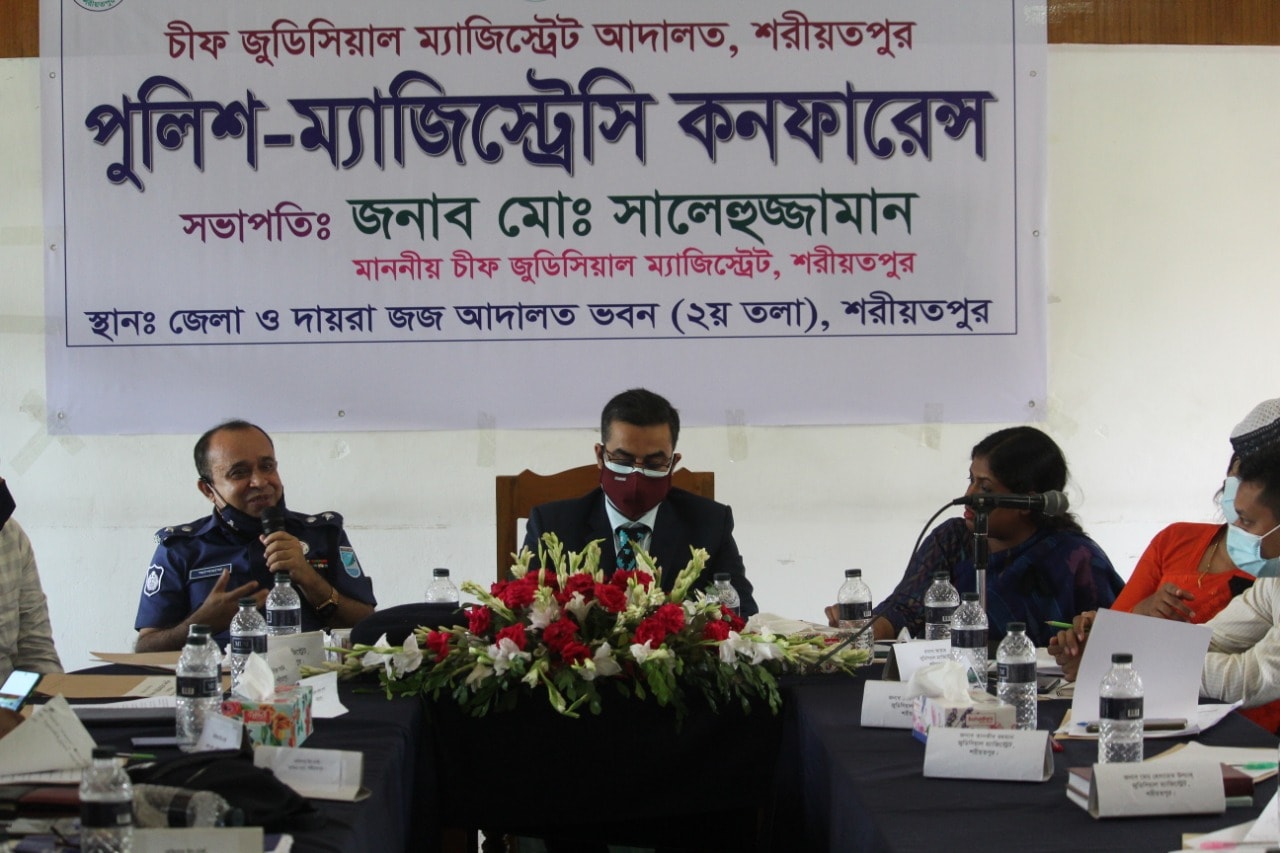 শ্রমিকদের কর্মস্থলে ফেরাতে রোববার দুপুর ১২টা পর্যন্ত বাস ও লঞ্চ চলাচলের অনুমতি