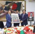 বিমানের প্রধান কার্যালয় বলাকা’য় ‘চিরঞ্জীব মুজিব’ চলচ্চিত্র প্রদর্শনী